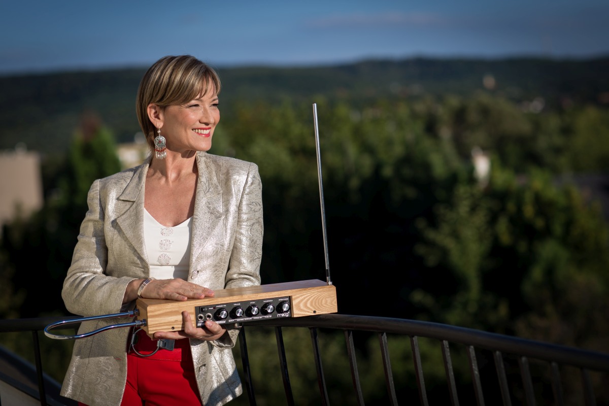 Katica Illényi – Music for Millions